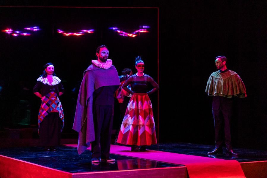 BELLSHAKESPEARE Romeo Juliet Photo Brett Boardman 002288
