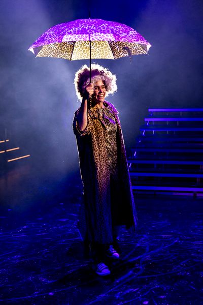 BELL Shakespeare MACKENZIE Photo Brett Boardman 000174