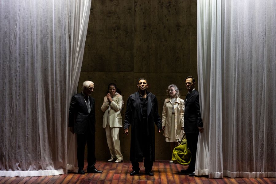 Bell Shakespeare Corialanus Photo Brett Boardman 008943