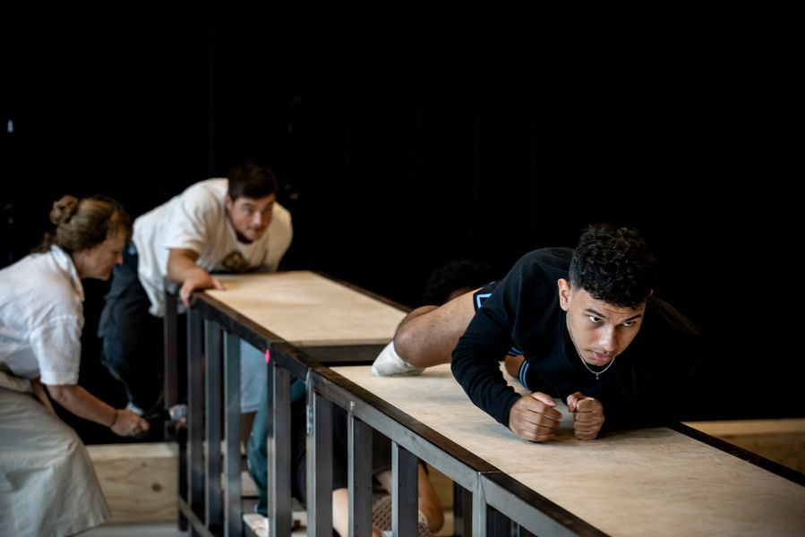 Bell Shakespeare Henry V Rehearsal 005268