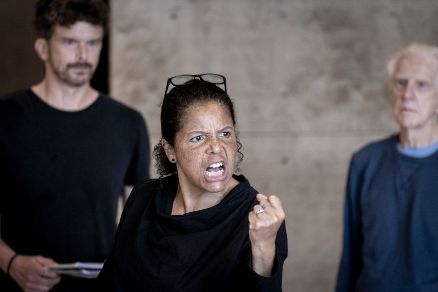 Bell Shakespeare Julius Caesar Rehearsal Pboto Brett Boardman 001629