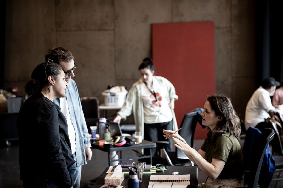 Bell Shakespeare Julius Caesar Rehearsal Pboto Brett Boardman 001880