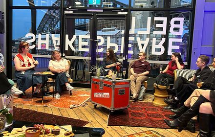 Stranger Companies 700x400