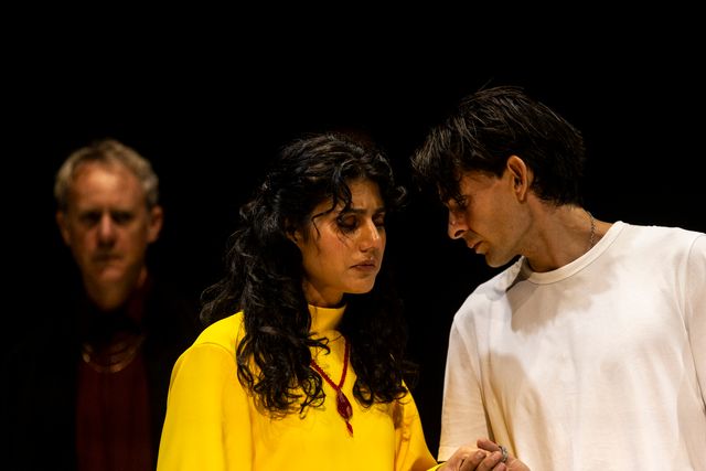 Bell Shakespeare Henry V Production 010195